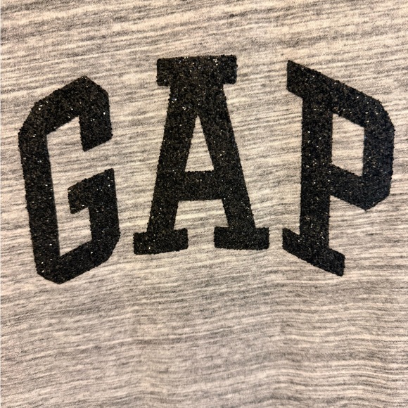GAP Heathered Gray Logo Sweater - Picture 3 of 4